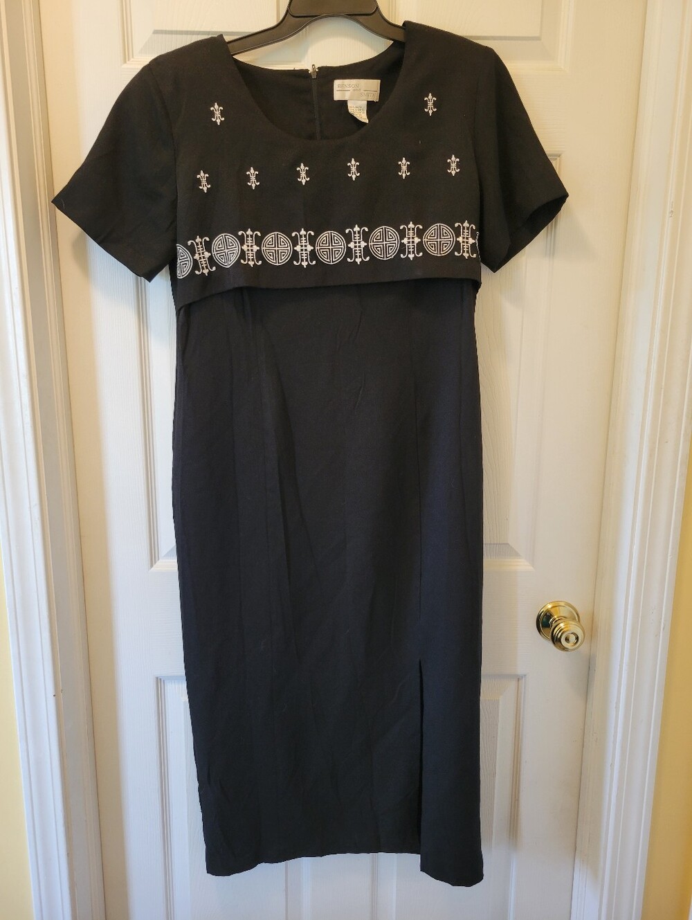Womens Sz. 11/12 Black Midi Dress